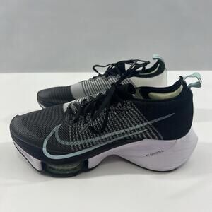Nike Air Zoom Tempo Next % Flyknit Womens Size 9.5